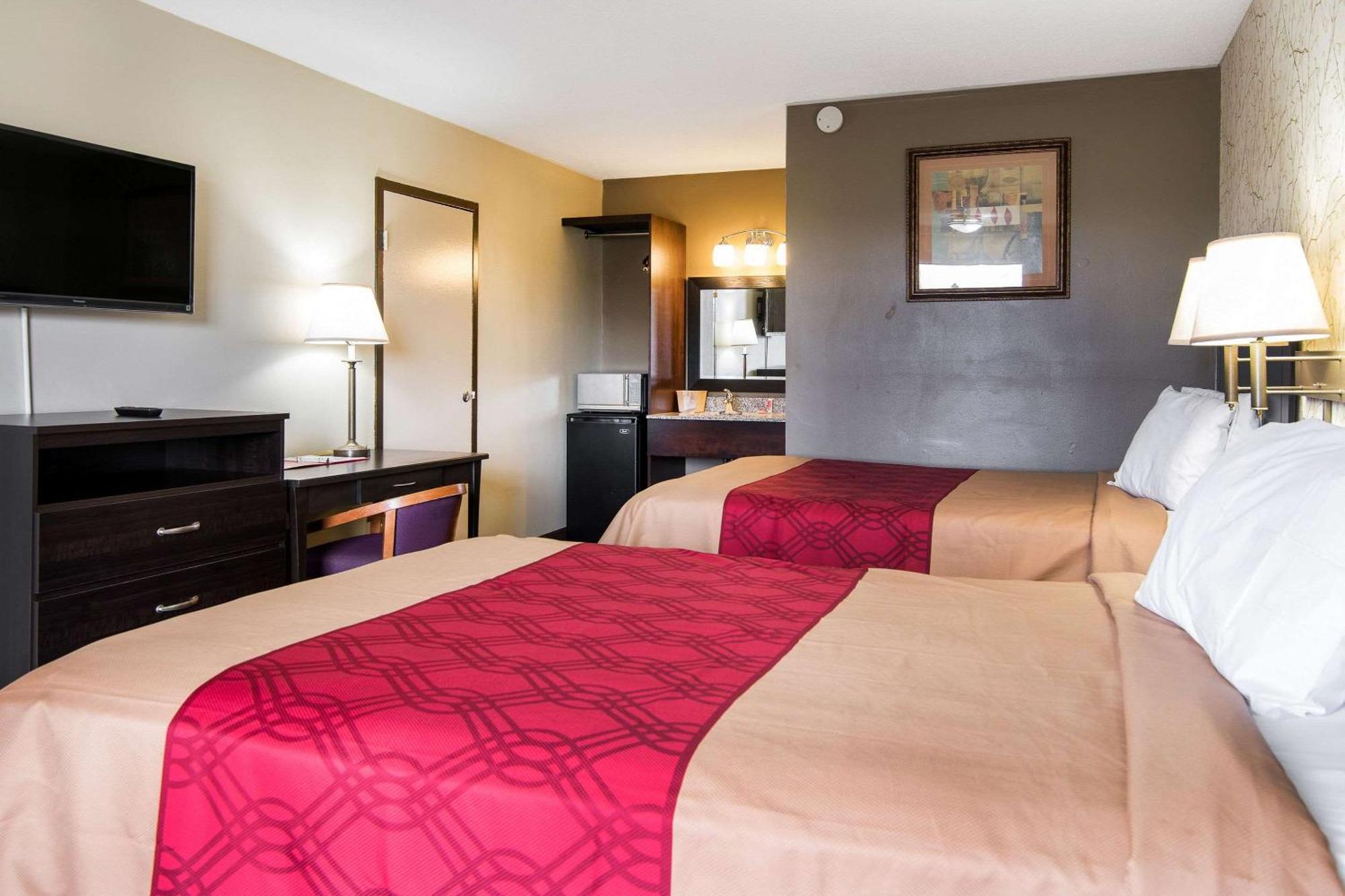 Econo Lodge Selma Buitenkant foto